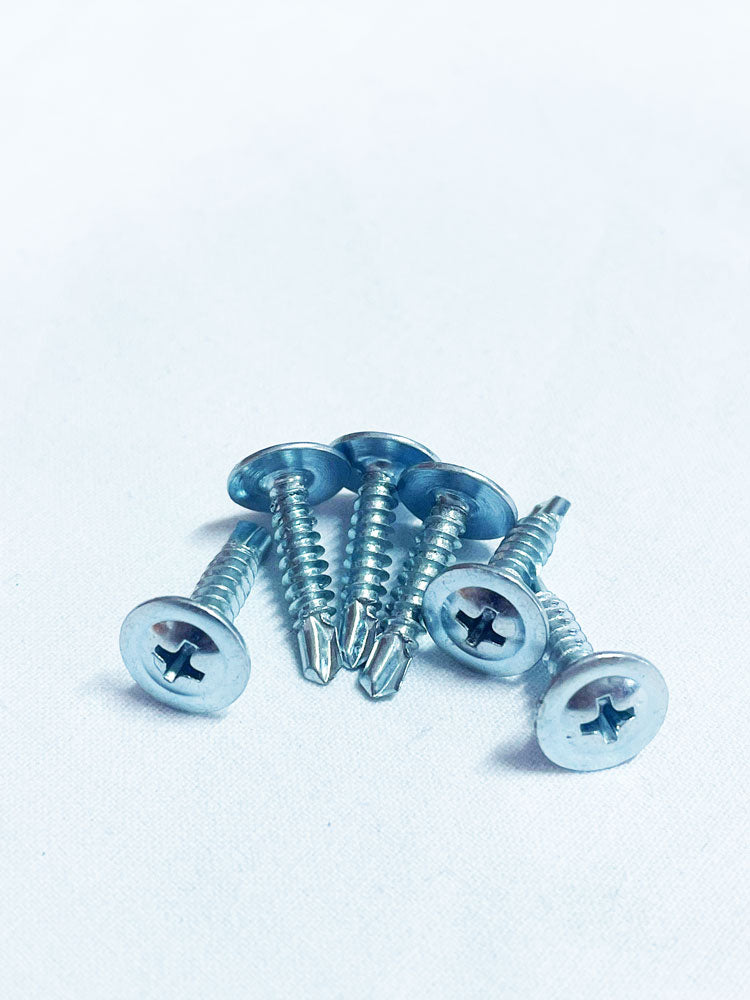 SURUB AUTOFORANT CAP PLAT